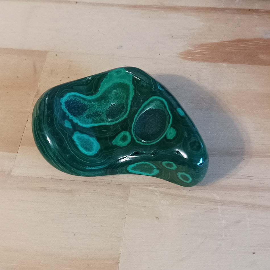 Forme Libre Polie Malachite N°8  – 157g (Congo)