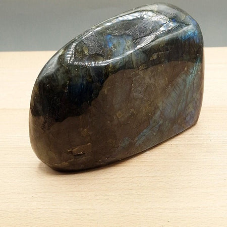 Bloc de Labradorite N°3 - 1740g (Madagascar) - Nature Minérale