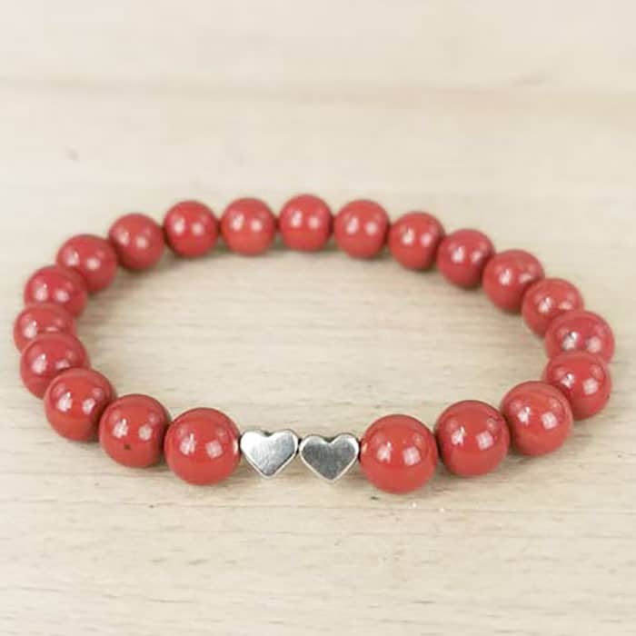 Bracelet boules 8mm Jaspe Rouge+cœurs