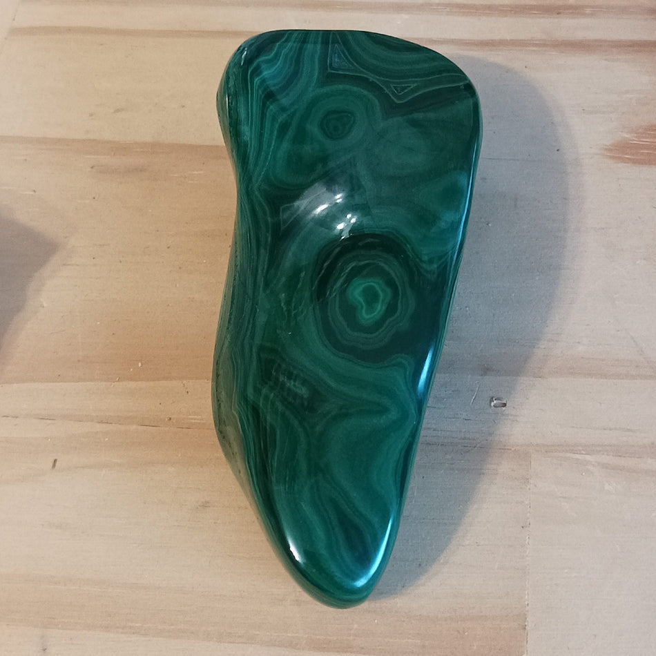 Forme Libre Polie Malachite N°9 – 319 g (Congo) - Nature Minérale